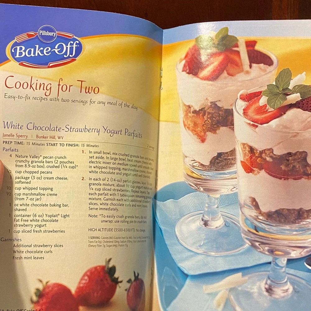 Pillsbury vintage cookbook magazines